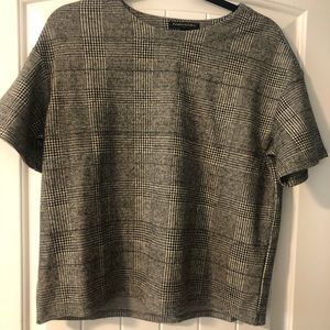 Banana Republic women’s grey knit blouse